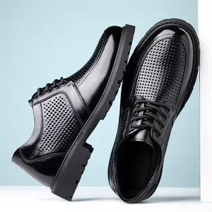Zapatos de negocios de cuero negro perforado con cordones en cuero de vaca premium