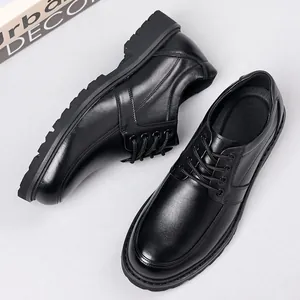 Premium men's black business casual lace-up dress shoes made of first layer cowhide