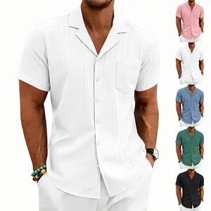 Elegante camisa casual de manga corta para hombre con cuello cubano y gran textura