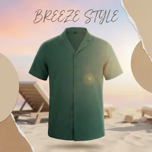 Detalle de camisa verde para hombre con cuello cubano y textura de ondas finas.
