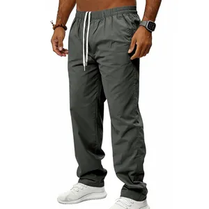 Lässige Herren-Outdoor-Hose mit geradem Bein in Dunkelgrau und weißem Kordelzug-Detail