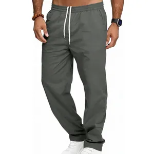 Nahaufnahme der dunkelgrauen Herren-Freizeithose mit geradem Bein und verstellbarem Kordelzug