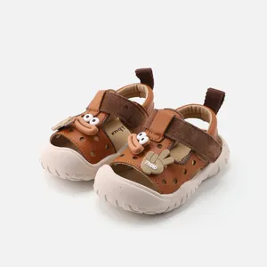 Sandales respirantes à bout fermé avec motifs de dessins animés pour bébés et enfants