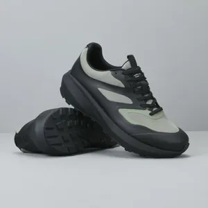Professionele ademende heren sneakers met dikke zool en trendy kleurblok ontwerp voor sport