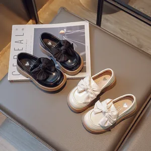 Mocassins pour filles de style britannique avec grand nœud élégant et semelle épaisse