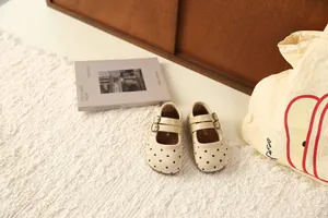 Vintage polka dot Mary Jane schoenen voor meisjes in crème beige met mango teen
