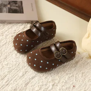 Vintage bruine Mary Jane schoenen voor meisjes met blauwe stippen en dubbele gespen