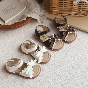 Sandales élégantes de princesse pour filles avec nœud et dentelle en marron et beige