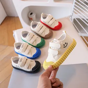 Breathable children's canvas shoes with velcro straps and non-slip soft rubber soles for kids
