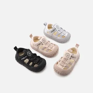 Sandalias antideslizantes para bebé con puntera cerrada en cuatro colores