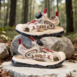 Boys' closed-toe sports sandals with rotary buckle for summer outdoor adventure