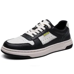 Sneakers casual da uomo in pelle martellata bianca e nera, design stile panda trendy