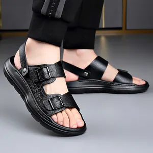 Sandalias de cuero negro para hombre con hebillas ajustables y suela blanda de playa