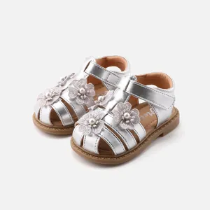 Sandali argento neonata con decorazioni floreali e suola morbida per bimbi 1-3 anni