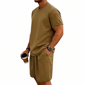 Conjunto de dos piezas de algodón pesado para hombre con camiseta y pantalón corto