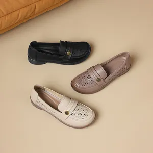 Women's breathable hollow-out loafers with soft soles and floral buckle in three colors