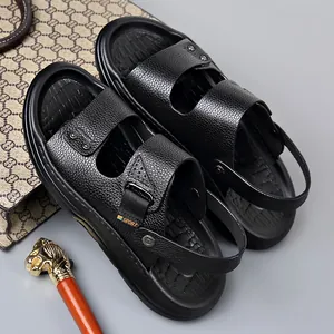 Sandalias casuales de cuero negro para hombre con suelas gruesas antideslizantes