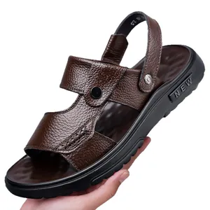 Hochwertige braune Leder-Herrensandalen mit weicher rutschfester Sohle für den Sommer