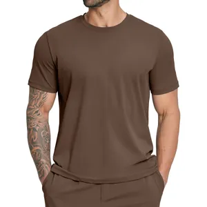 Bruin heren sport t-shirt met korte mouwen en ronde hals voor fitness en sport trainingen