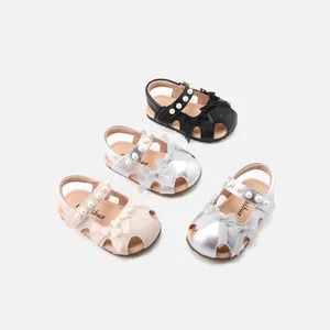 Sommer-Sandalen für Baby-Mädchen mit Perlen und Schleifen-Applikation in verschiedenen Farben