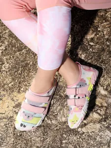 Rosa Kinder-Wasserschuhe mit Cartoon-Muster für Strand, Schwimmen und Outdoor-Waten
