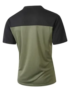 Rückenansicht des zweifarbigen, atmungsaktiven Herren-T-Shirts in Schwarz und Oliv
