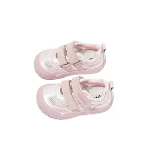 Chaussures de marche roses pour bébé, semelle souple antidérapante et bout protégé