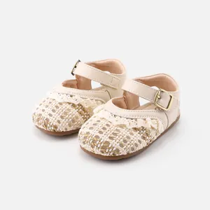 Baby geflochtene Sandalen mit Spitzenbesatz und weicher Sohle für Sommer-Prinzessin.