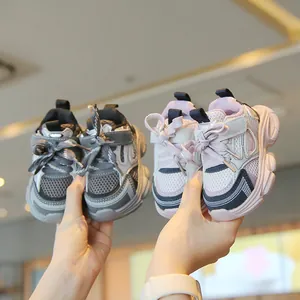 Breathable mesh toddler sneakers with soft anti-slip soles for spring and autumn