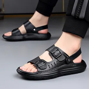 Sandalias de cuero para hombre con hebillas ajustables y suela de espuma suave para verano.