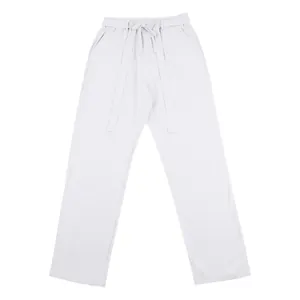 Dettaglio pantaloni dritti da uomo in lino con coulisse regolabile in vita