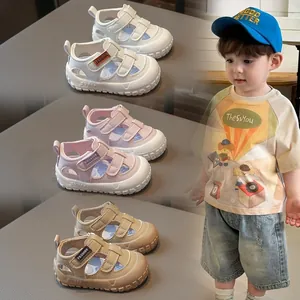 Sandalias de Verano para Niños Pequeños Punta Cerrada Antideslizantes Suela Blanda Zapatos de Primeros Pasos para Bebés Niños Niñas Cuero PU