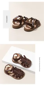 Sandalias marrones para niñas pequeñas con diseño de conejo en base blanca