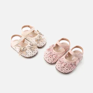 Atmungsaktive gewebte Babyschuhe für Mädchen mit weicher rutschfester Sohle und Schleife
