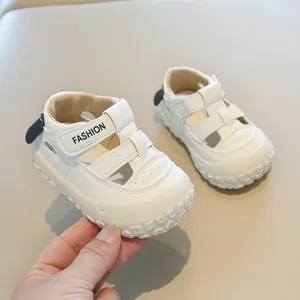 White breathable closed-toe children's sandals for summer outdoor beach activities