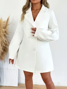 Vintage white short wool coat featuring elegant lantern sleeves and a large lapel design.