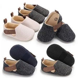 Colección de zapatos primeros pasos de bebé con suelas antideslizantes de silicona