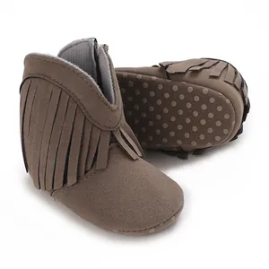 Stilvolle braune Wildleder-Baby-Fransenstiefel für Mädchen mit rutschfester Sohle