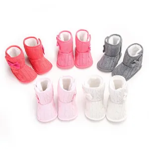 Sammlung mehrfarbiger Baby-Winterstiefel mit weicher Sohle und warmem Plüschfutter