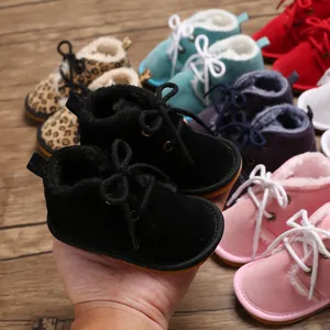 Detailansicht verdickter Baby-Winterstiefel mit weicher Sohle in vielen Farben