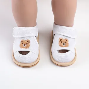 Atmungsaktive Baby-Sandalen aus Mesh mit süßem Bärenstickerei und rutschfester Sohle