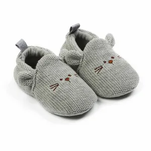 Soft sole grey knitted baby shoes with cute cat face embroidery for 0-1 year olds