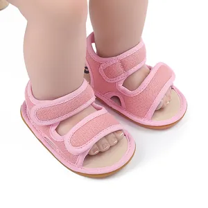 Weiche und atmungsaktive rosa Mesh-Babysandalen mit rutschfester Gummisohle zum Gehen