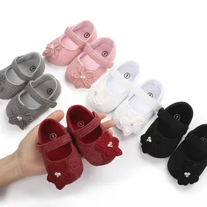 Scarpe da principessa per neonati antiscivolo in vari colori con fiori
