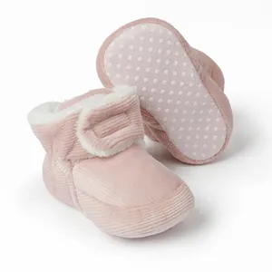 Rosa Baby-Stiefeletten aus Cord mit Kunstfellfutter und rutschfester Sohle für Neugeborene