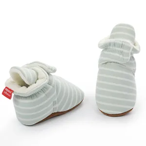 Bottes d'hiver rayées pour bébé avec doublure en polaire blanche chaude et semelle souple