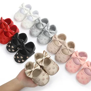 Süße Baby Prinzessin Schuhe mit Herzmuster und Schleifen in vielen tollen Farben