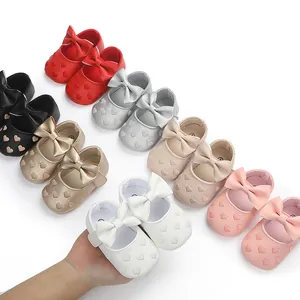 Süße Baby-Prinzessinnen-Lauflernschuhe mit Schleife und Herzmuster in vielen Farben
