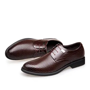 Chaussures de ville pour hommes en cuir marron ajouré respirant pour l'été élégant