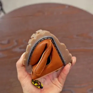 Botas Martin de cuero marrón para niños con suela de goma suave y flexible